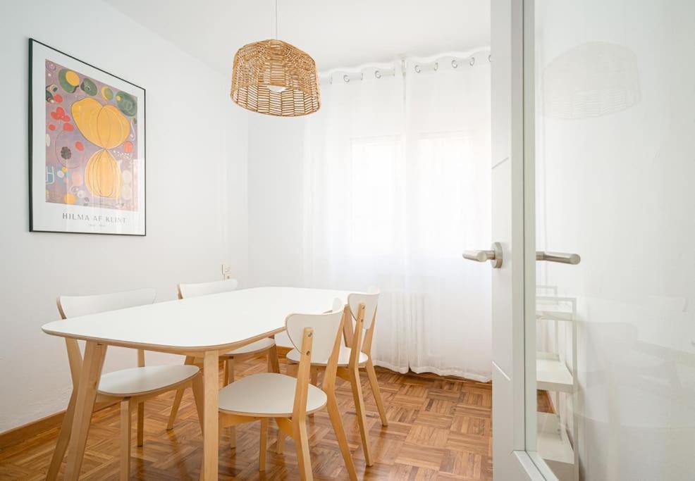 Myhousespain - Centrico Piso En * Gijon